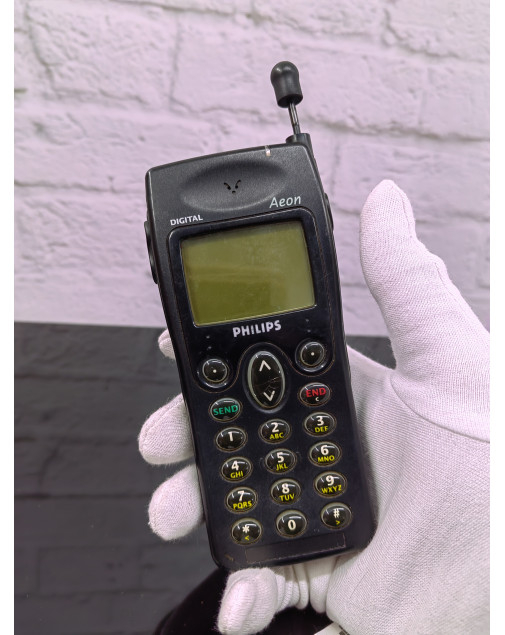 Сотовый телефон Philips Aeon 