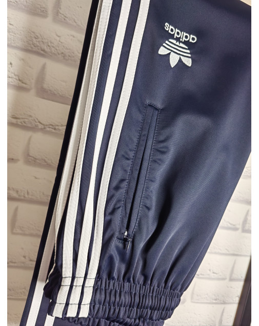 Спортивные штаны adidas эластик
