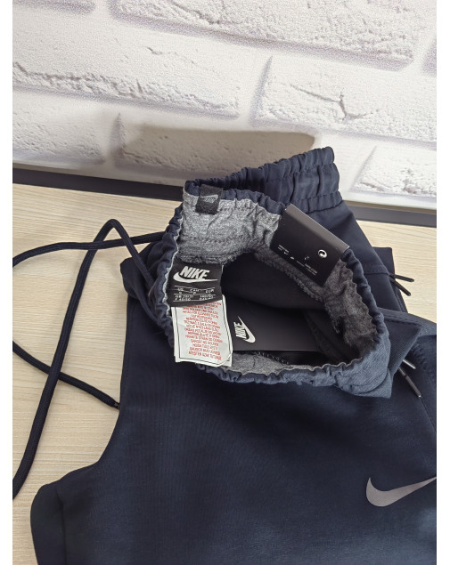 Штаны спортивные на манжете nike
