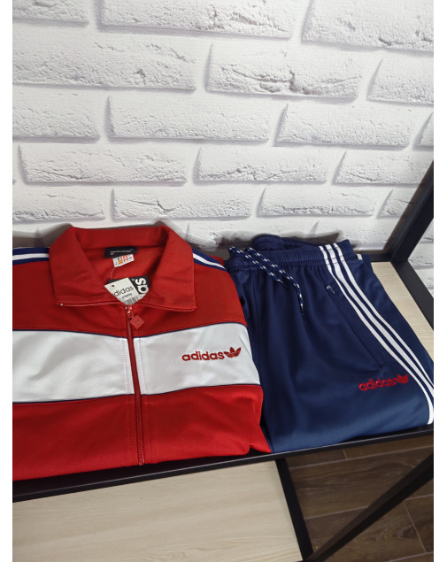 Костюм adidas лакоста Австрия красный Костюм adidas лакоста Австрия красный