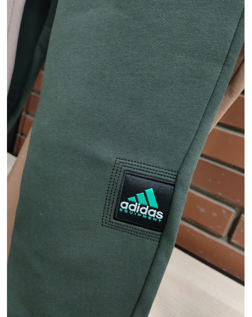 Спортивные штаны теплые adidas equipment Спортивные штаны теплые adidas equipment