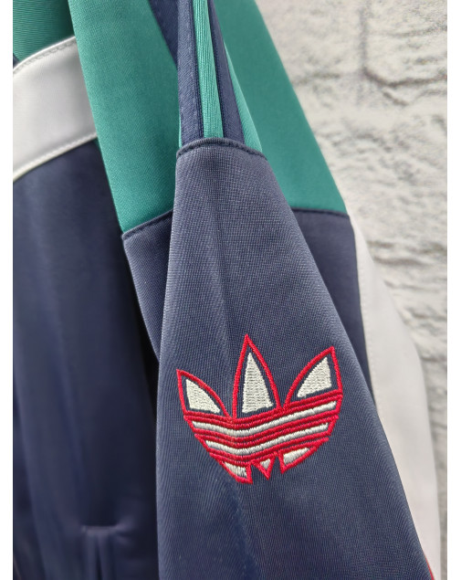 Олимпийка adidas сальвадор Австрия Новые Олимпийка adidas сальвадор Австрия Новые