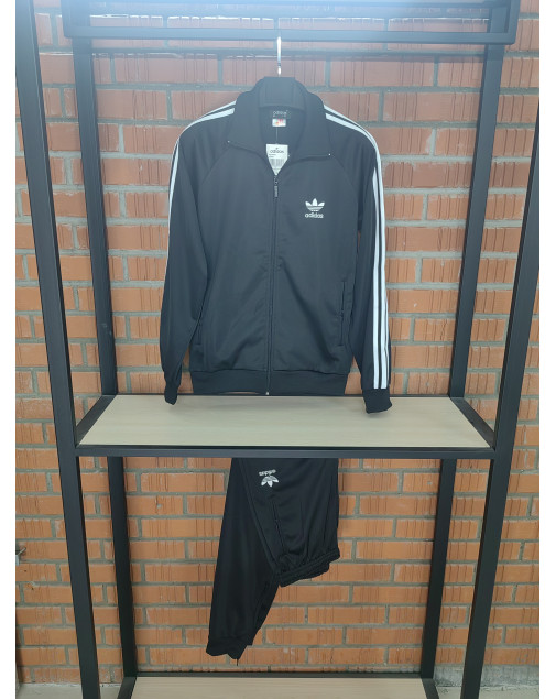 Костюм спортивный adidas строгий на манжете