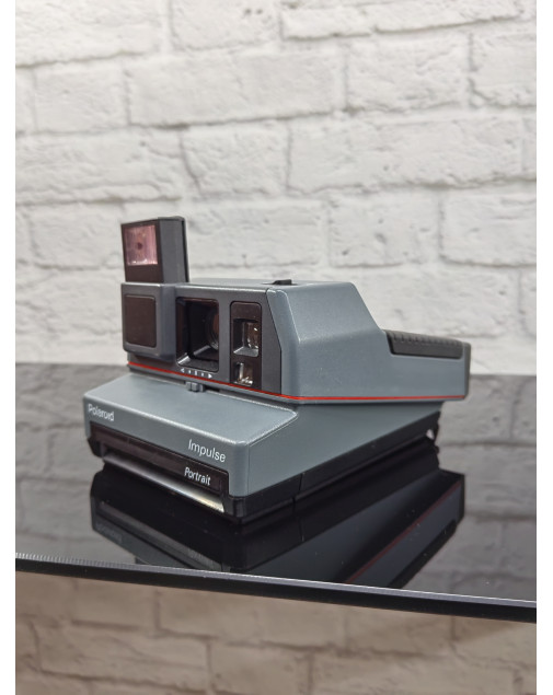 Фотоаппарат Polaroid Impulse AF (U. K. 1994) Фотоаппарат Polaroid Impulse AF (U. K. 1994)