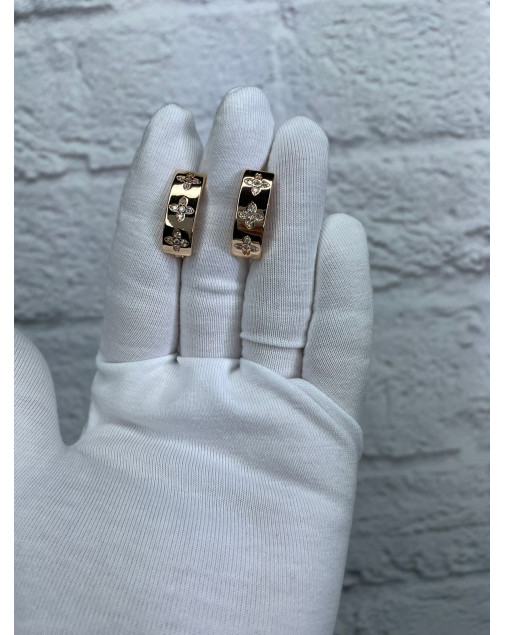 Серьги из медицинского золота