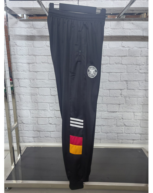 Спортивные штаны Adidas Германия на манжете Спортивные штаны Adidas Германия на манжете