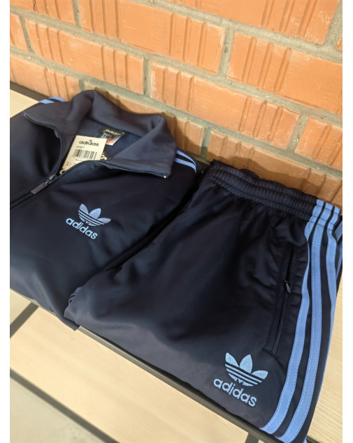 Костюм спортивный Adidas Phoenix на манжете
