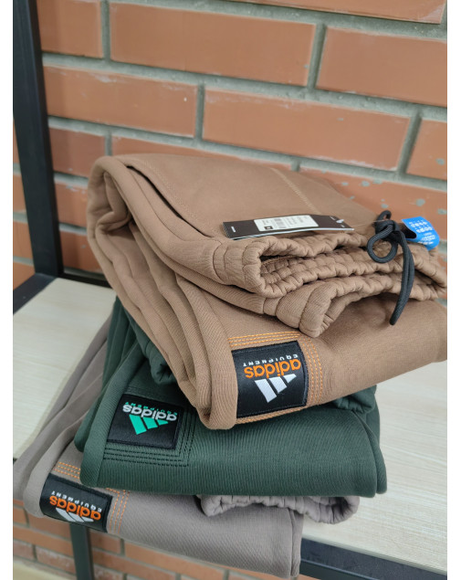 Спортивные штаны теплые adidas equipment Спортивные штаны теплые adidas equipment